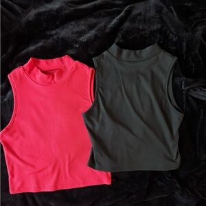 Sleeveless Mock Neck Ribbed Crop Top - Red and Black